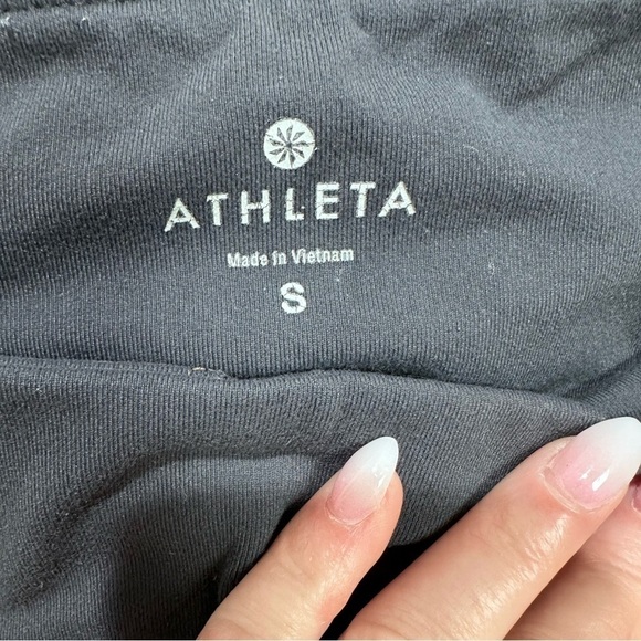 Gray Athleta 7/8 leggings size S - Picture 2 of 9